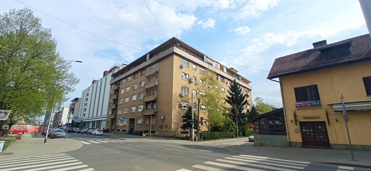 Poet'S Street Apartment Загреб Екстериор снимка