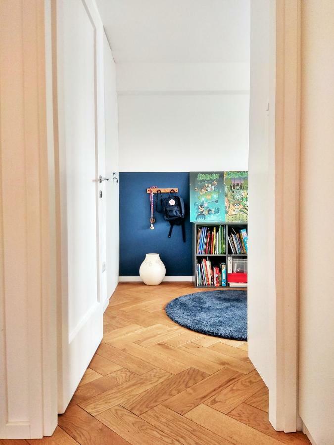Poet'S Street Apartment Загреб Екстериор снимка
