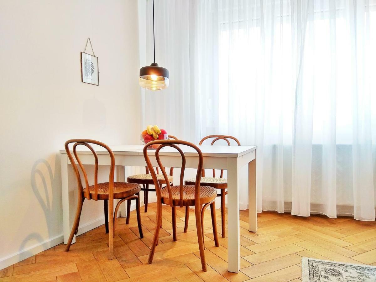 Poet'S Street Apartment Загреб Екстериор снимка
